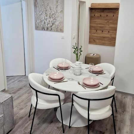 Central Cute City Apartment W Free Parking Ljubljana Exterior foto